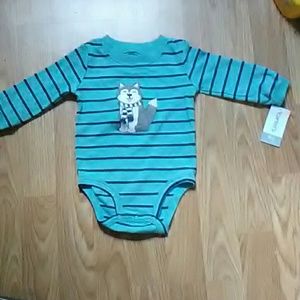 Carter's baby onesie 6 months